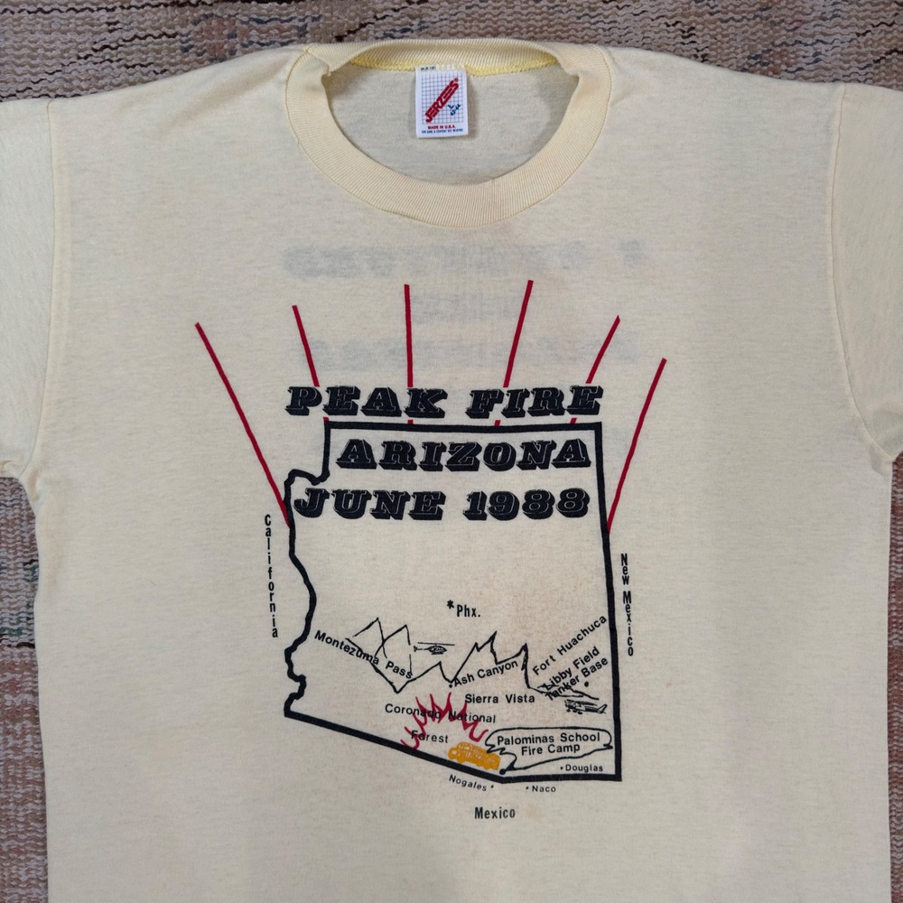 Vintage 1988 Peak Fire Arizona Jerzees T-Shirt Cream Single Stitch Large - Picture 2 of 6